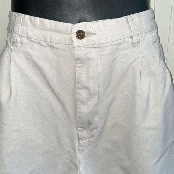 Vintage Ruff Hewn light khaki pleat front cotton shorts - Picture 2 of 6